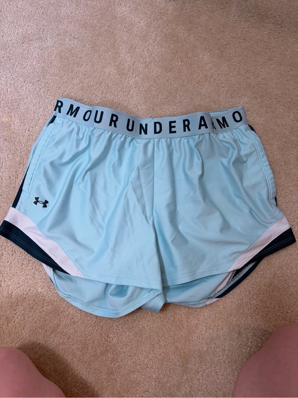 Underarmour shirts